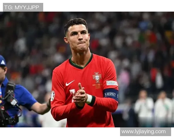 围绕世界足球最优秀球星探讨他们如何引领时代并塑造未来发展方向