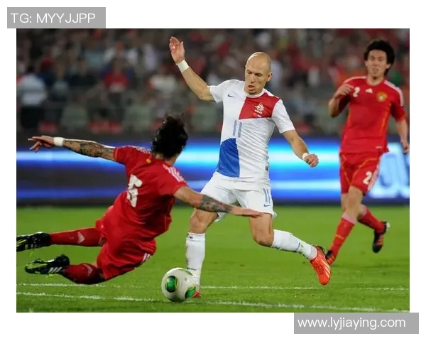 当球星在绿茵场深情接吻时爱与足球交织成热血青春物语 当球星在绿茵场深情接吻时爱与足球交织成热血青春物语