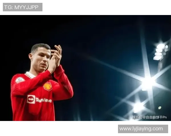 足球巨星进球瞬间定格 每一脚都书写传奇故事 足球巨星进球瞬间定格 每一脚都书写传奇故事